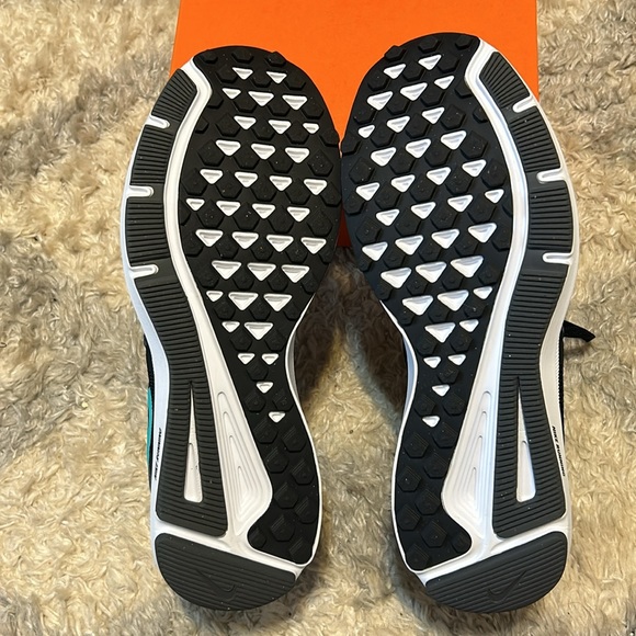 Nike run swift brand new - Picture 3 of 4